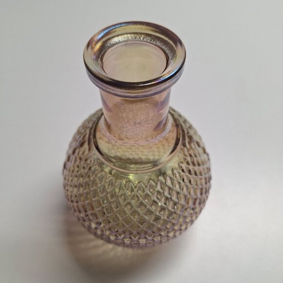 Iridescent Vase Diamond Pattern Glass Bud 6 Inches Tall - Picture 1 of 4